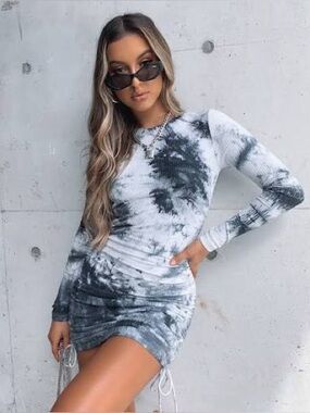 White Fox Long Sleeve Ribbed Mini Dress M